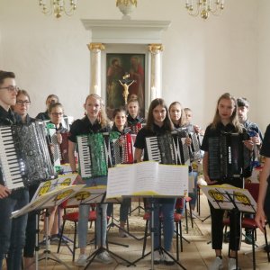 crossen20190.jpg