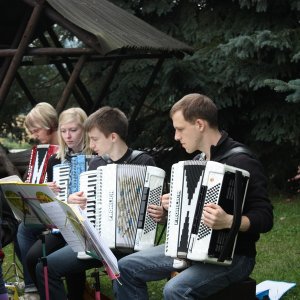 sl2012-1_07.jpg